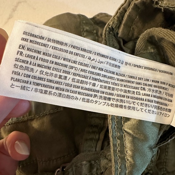 Abercrombie Fitch 2000’s Utility Cargo Pants Sz 24 Olive Green Drawstring Ankle - Picture 14 of 16